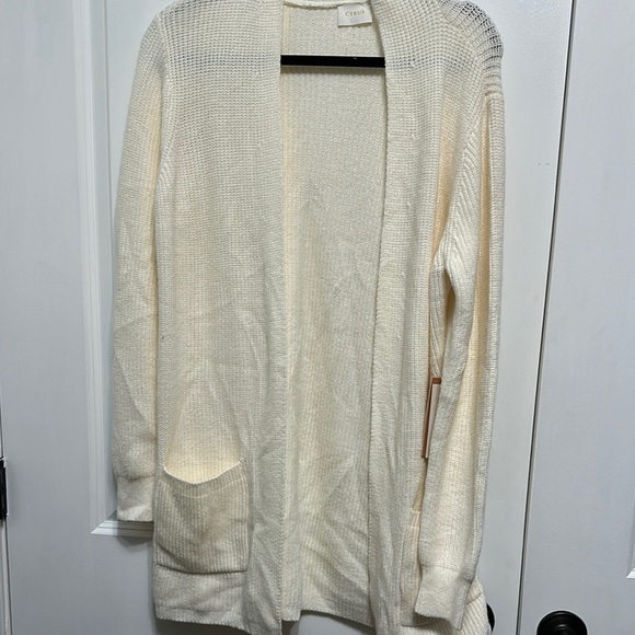 Cyrus‎ Cream Cardigan with Long Sleeves - Picture 1 of 6